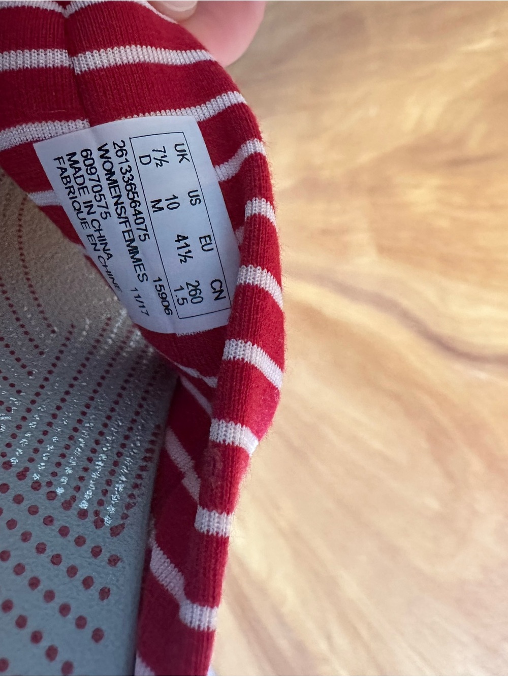 Cloudsteppers by Clarks Red and White Patterned Fabric Thong Sandals - Picture 5 of 5